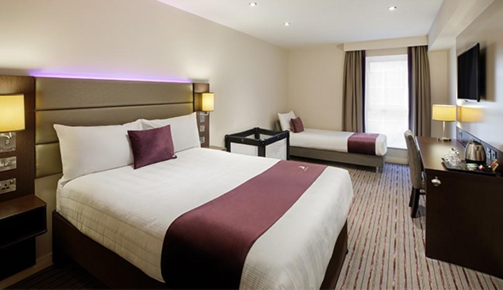 Premier Inn London Southwark ภายนอก รูปภาพ